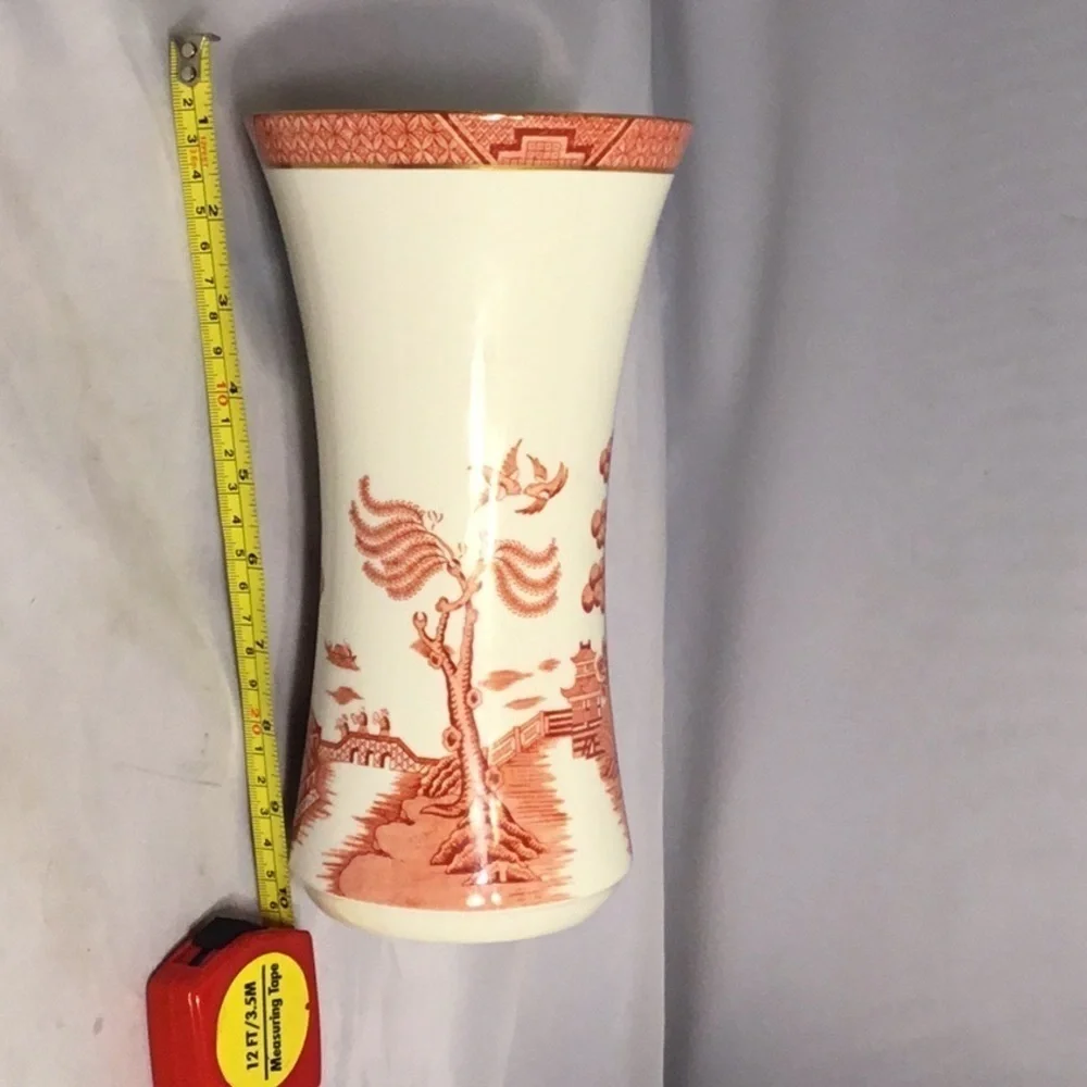 ROYAL DOULTON 1981 RED BOOTHS REAL OLD‎ WILLOW TC 1126 MADE IN ENGLAND